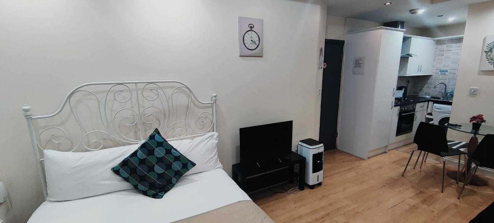 Kings Central Apartments In Kings Cross Лондон Экстерьер фото